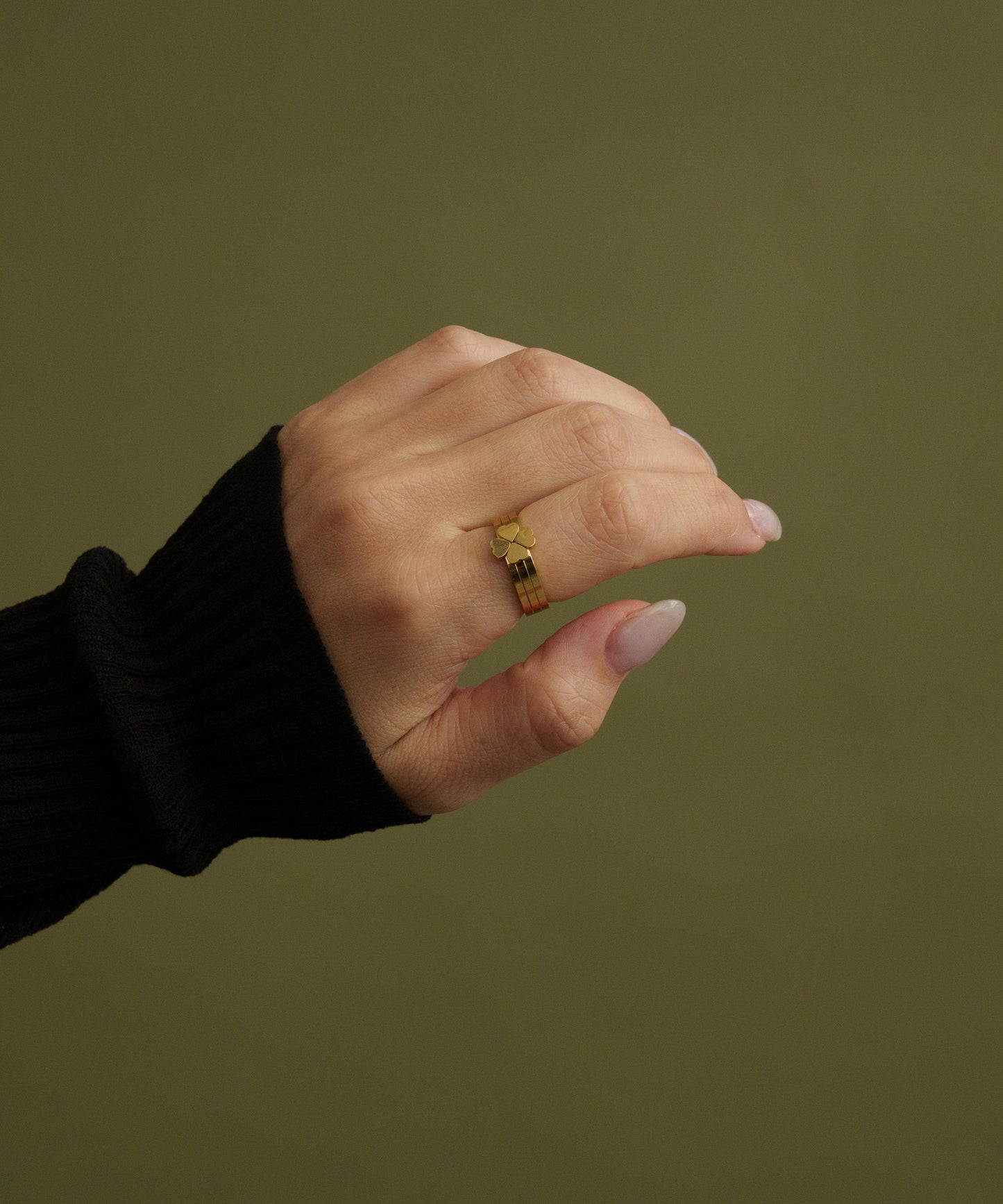 スモール３連クローバーリング【Gold】