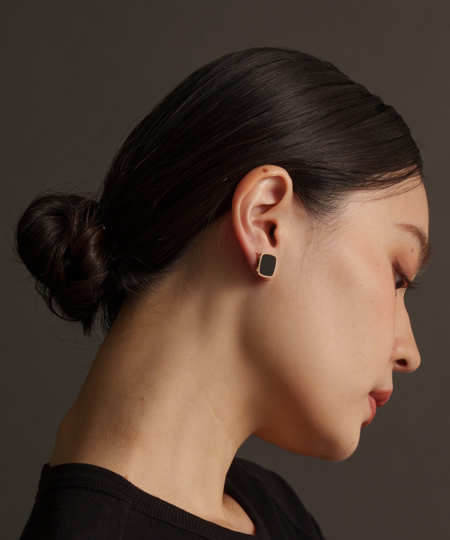 ブラックストーンスクエアピアス【Pink Gold】