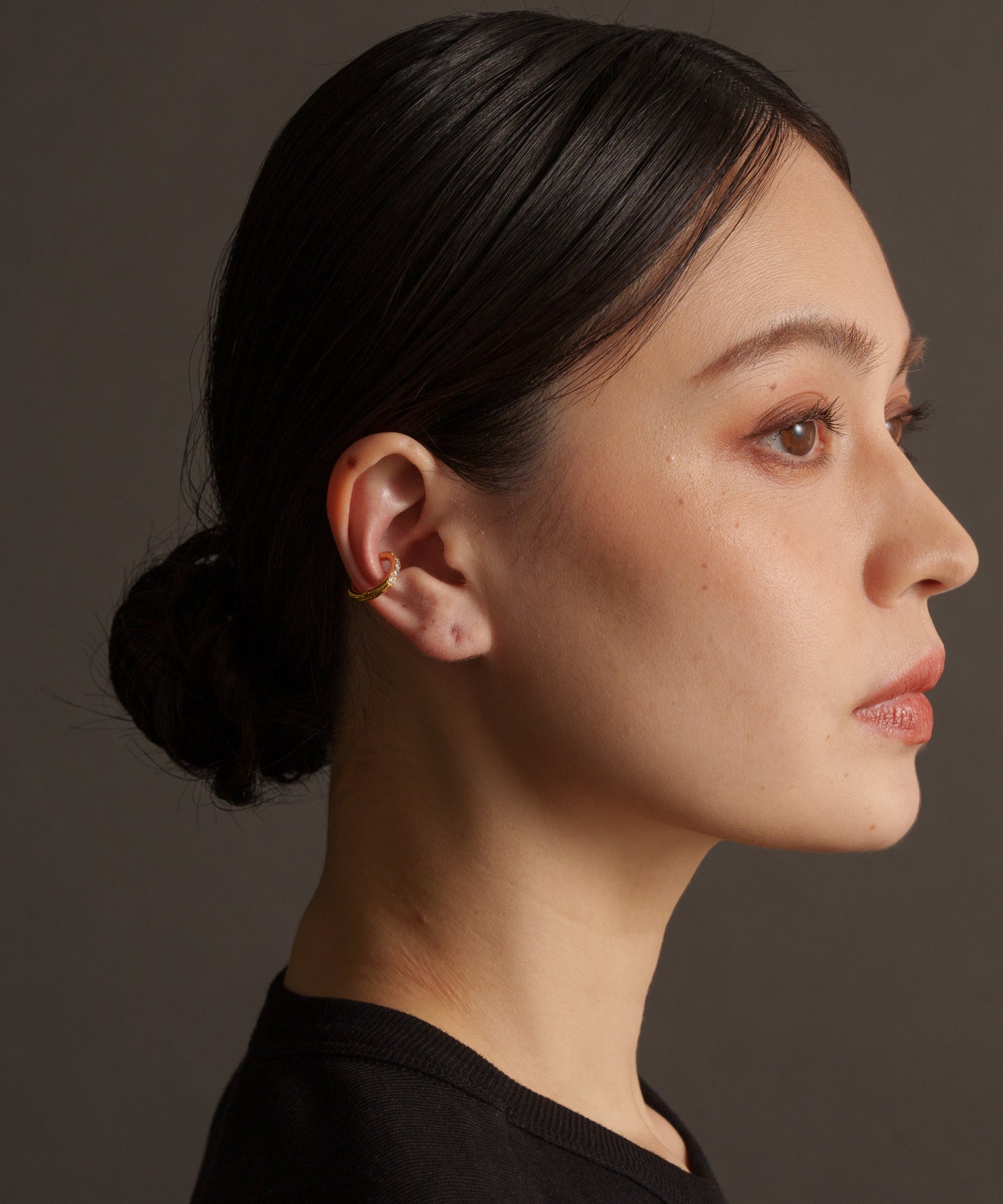 ストーン付きスモールイヤーカフ【Gold】